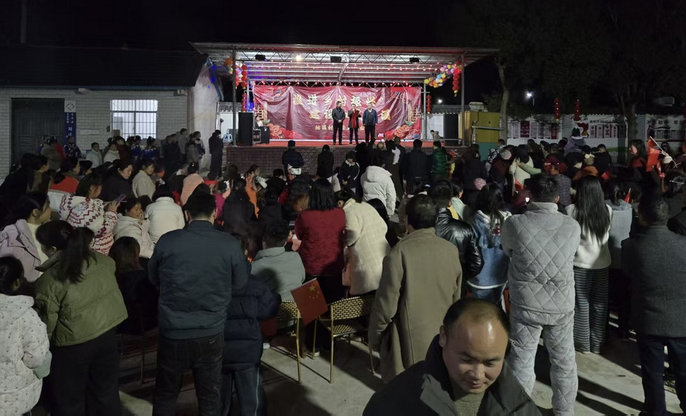 鏉戞櫄鐑熺伀鏆栨皯蹇  椹绘潙甯壎鏄剧湡鎯