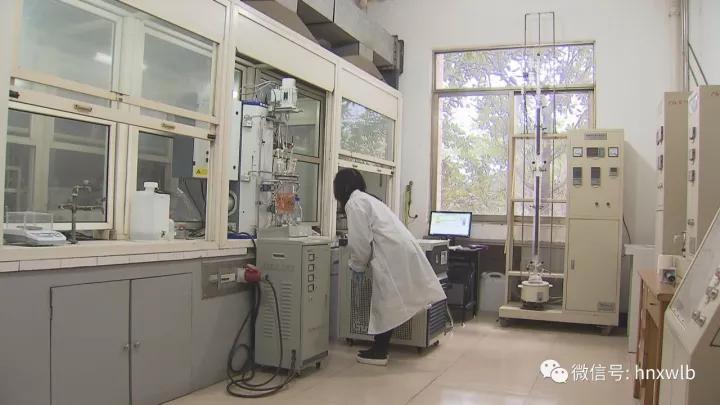 三牛娱乐集团,长沙杀虫剂,长沙光气衍生物,长沙氨基酸保护剂,长沙锂离子电池材料