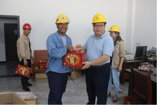 三牛娱乐集团,长沙杀虫剂,长沙光气衍生物,长沙氨基酸保护剂,长沙锂离子电池材料